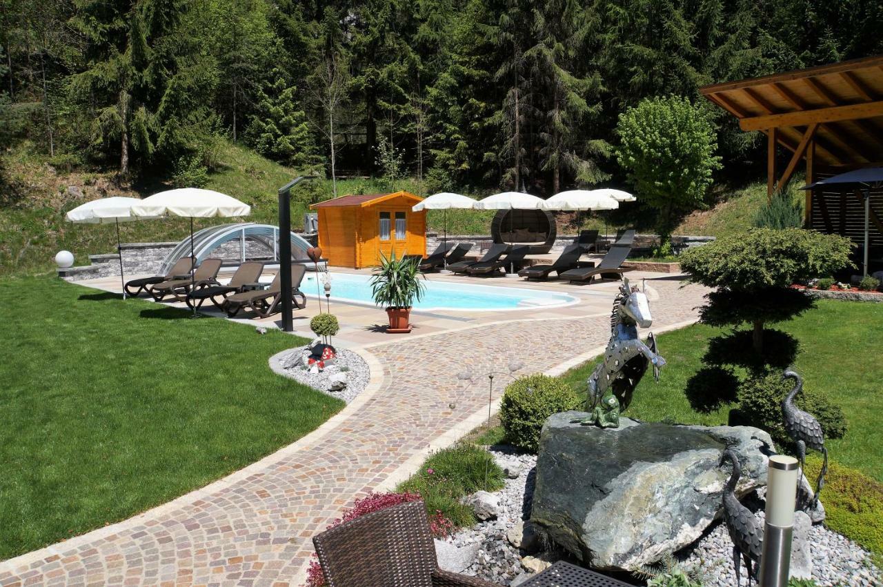 Gaestehaus Almrausch, Ferienanlage Mit Pool Nassereith Exterior foto